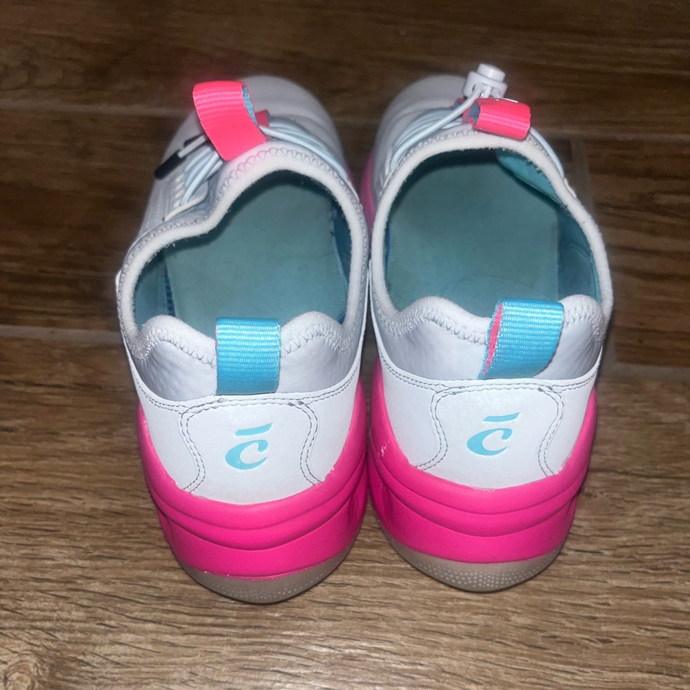 Clove Limited Edition Classic Sneaker In Electron Rose - Picture 3 of 4